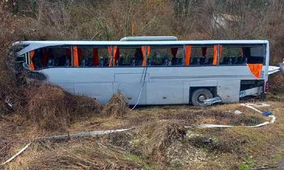Τροχαίο στη Βουλγαρία: «Κόσμος ούρλιαζε, πήδαγαν από τα παράθυρα» - Είχαν τρακάρει και νωρίτερα