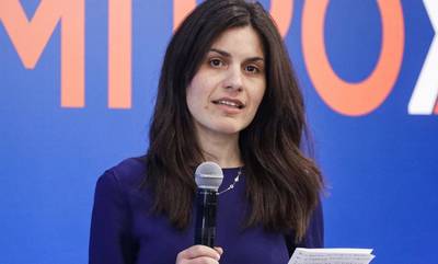 Ιωάννα Λυτρίβη: Ποια είναι η νεαρή βουλευτής από την Τρίπολη που αναλαμβάνει υφυπουργός Παιδείας