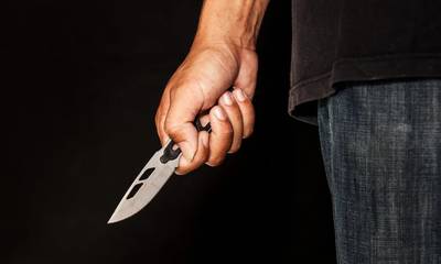 Άφαντος ο 16χρονος που μαχαίρωσε 42χρονο έξω από κλαμπ στην Καλαμάτα -Τι λέει ο ξάδελφος του θύματος
