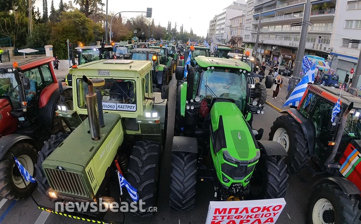 https://cdn.np-media.gr/media/news/2024/02/20/101962/photos/snapshot/agrotes-syntagma3.jpg