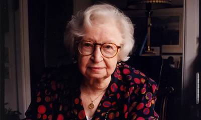 Miep Gies. Η γυναίκα που ρίσκαρε τη ζωή της για να κρύψει ανθρώπους από τους Ναζί