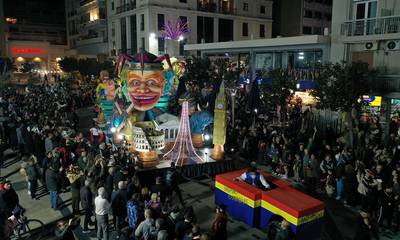 Πατρινό Καρναβάλι 2024: Μάγεψε η πρώτη παρέλαση των αρμάτων (photos)