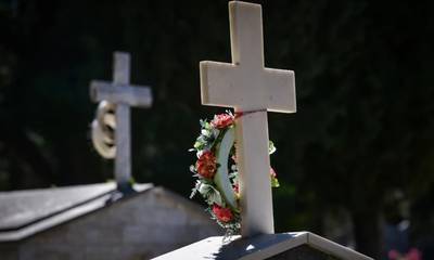 Αμαλιάδα: Νέα στοιχεία για τον 27χρονο που αυτοκτόνησε κοντά στον τάφο του πατέρα του