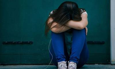 Βίντεο σοκ: Άγριος ξυλοδαρμός μεταξύ 14χρονων κοριτσιών στην Πάτρα