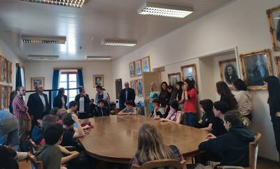 Ναύπλιο: Εντυπωσιάστηκαν οι Γάλλοι μαθητές από την ιστορία του Δημαρχείου