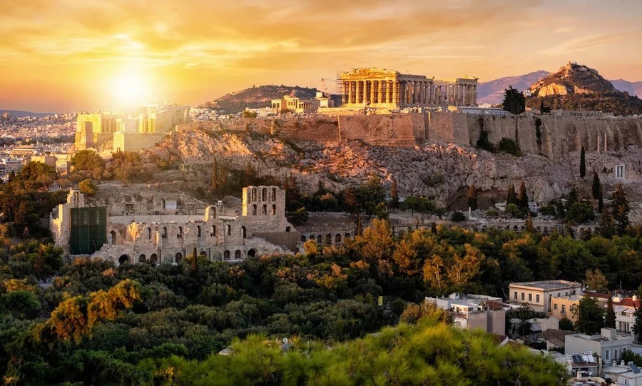 Financial Times: Η Ελλάδα πρωταγωνιστεί στην ανάπτυξη αλλά είναι η φτωχότερη χώρα της Ευρωζώνης