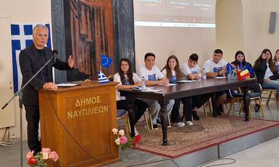 Ημέρας της Ευρώπης: Ο Δημήτρης Πτωχός δίπλα στους μαθητές για την Ευρωπαϊκή Πελοπόννησο