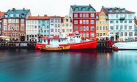 Το μυστικό της ευτυχίας των Δανών – 3 φράσεις που λένε καθημερινά