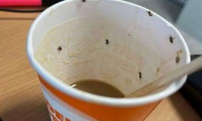 Ισπανία: Καφές του αεροδρομίου έστειλε 21χρονη στην εντατική - Ήταν γεμάτος έντομα
