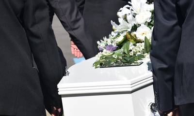 Επεισόδιο σε κηδεία στην Πάτρα - Φώναξαν την αστυνομία