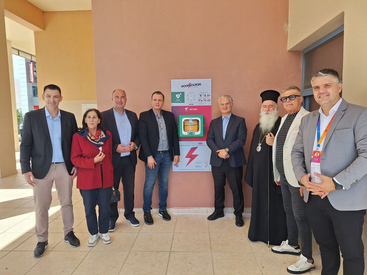 https://cdn.np-media.gr/media/news/2026/10/16/132731/photos/snapshot/diktyo-zois-apinidotes-korinthos-2.jpg
