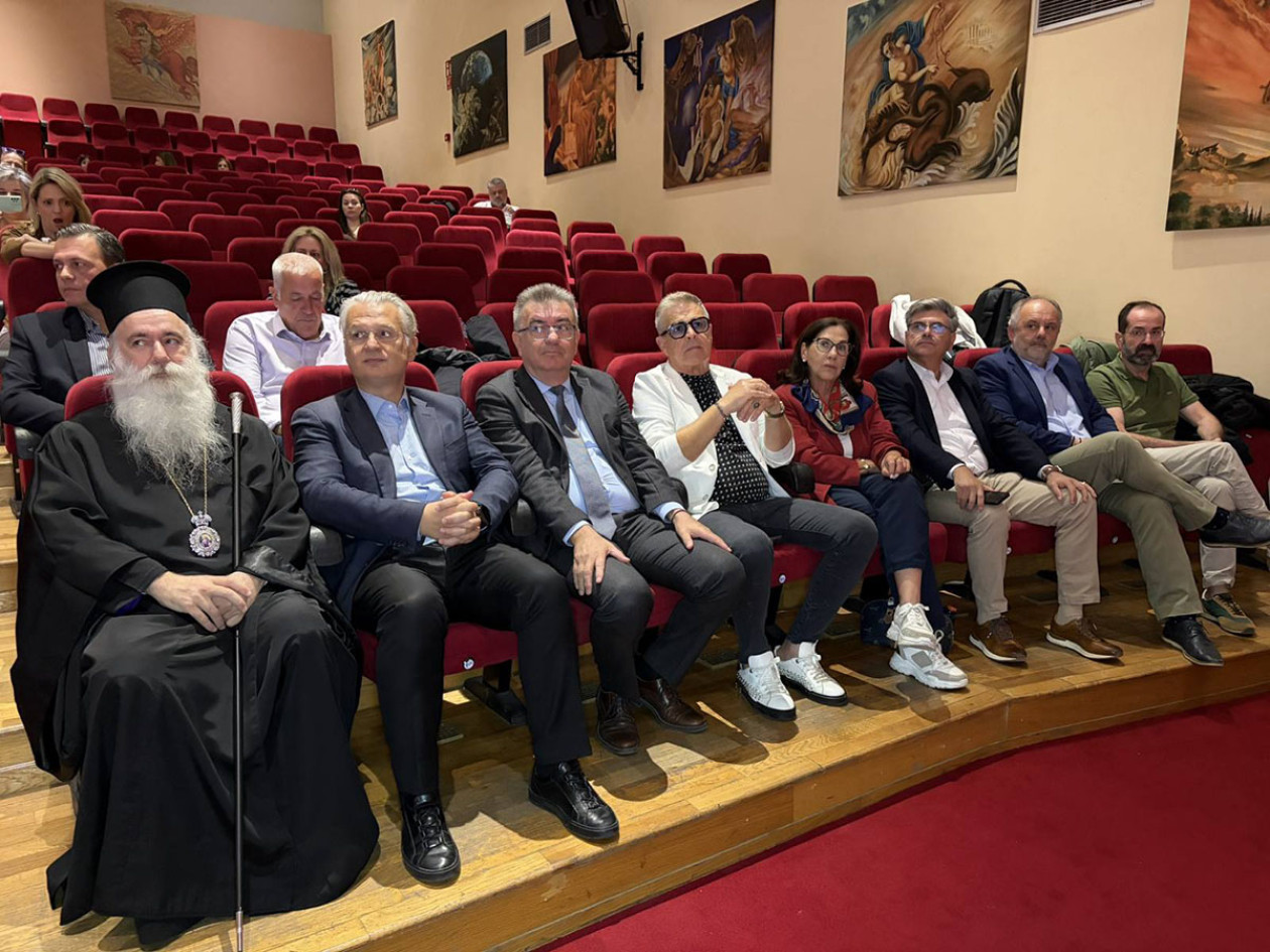 https://cdn.np-media.gr/media/news/2026/10/16/132731/photos/snapshot/diktyo-zois-apinidotes-korinthos-4.jpg