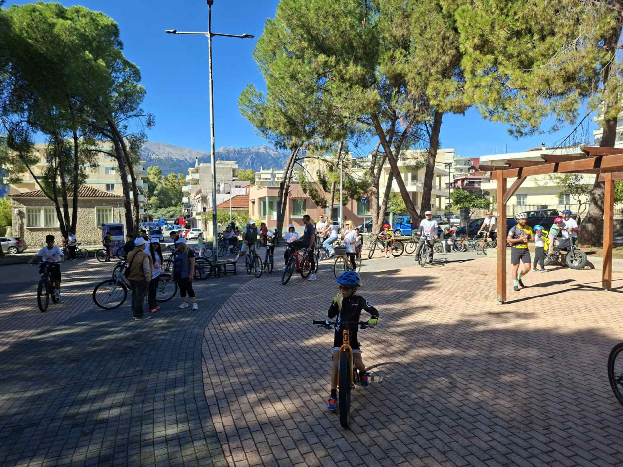 https://cdn.np-media.gr/media/news/2026/10/19/132816/photos/snapshot/sparti-perpato-trexo-podilato-karkinos-mastou-2026-15.jpg