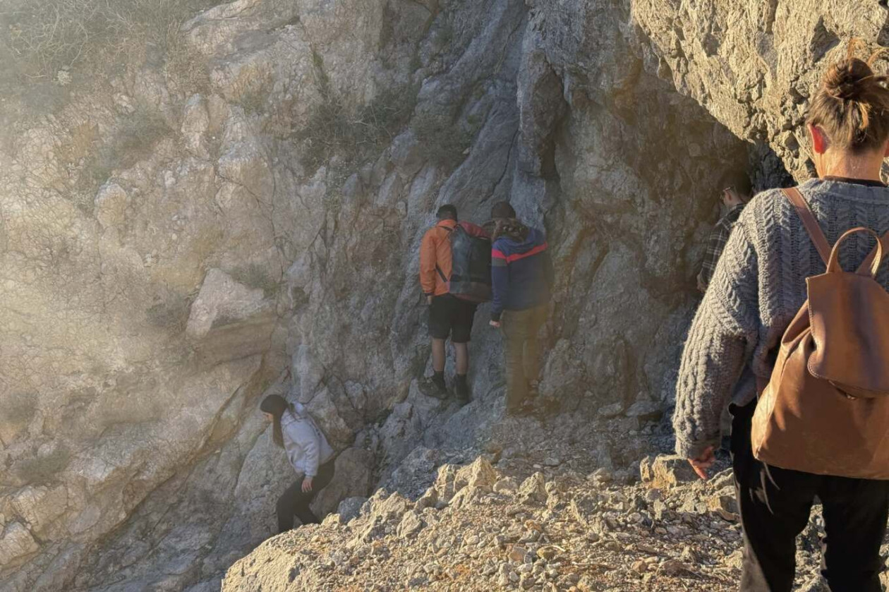 https://cdn.np-media.gr/media/news/2026/10/20/132841/photos/snapshot/kythira-travmatismeni-fokia-diasosi-kalami-4.jpg