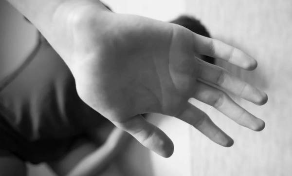 Πάτρα: Ανήλικοι επιτέθηκαν σε 15χρονο για να του κλέψουν το κινητό – Σοβαρά τραυματισμένο το θύμα