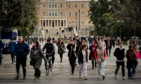 Δημοσκόπηση Pulse: Η οικονομία βασικό κριτήριο – Εννέα κόμματα πάνω από το 3%