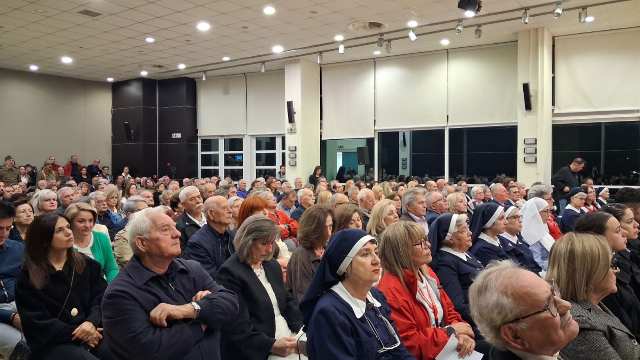 https://cdn.np-media.gr/media/news/2026/10/24/132948/photos/snapshot/sparti-timi-stous-travmaties-tou-epous-tou-40-3.jpg