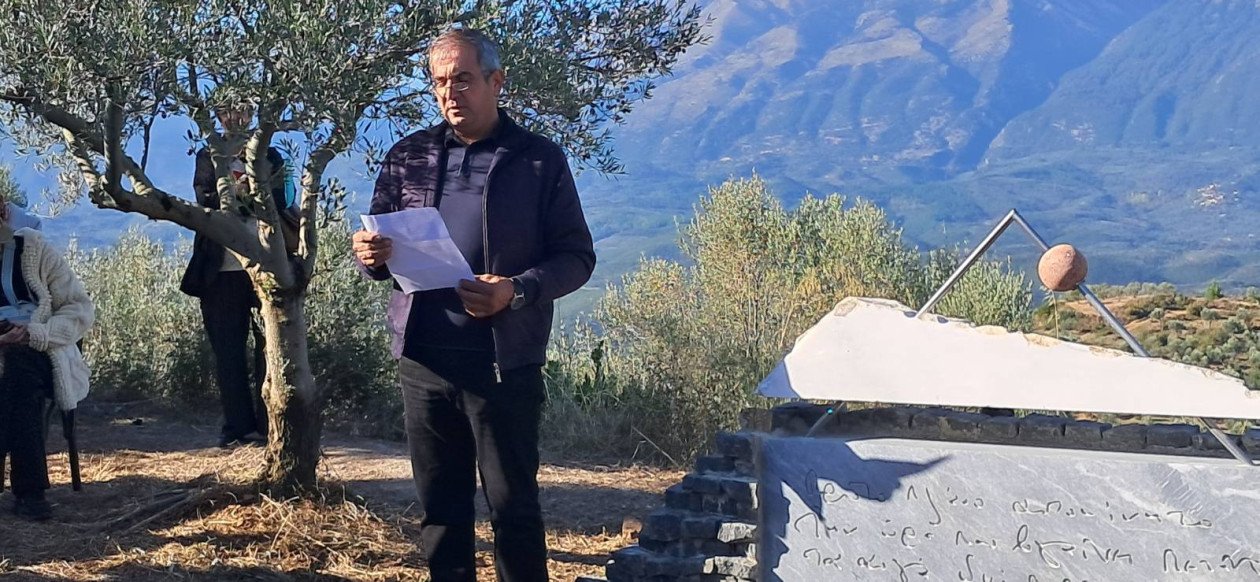 https://cdn.np-media.gr/media/news/2026/10/24/132953/photos/snapshot/apokalyptiria-tou-mnimeiou-manoysou-manousaki-sti-sellasia-8.jpg