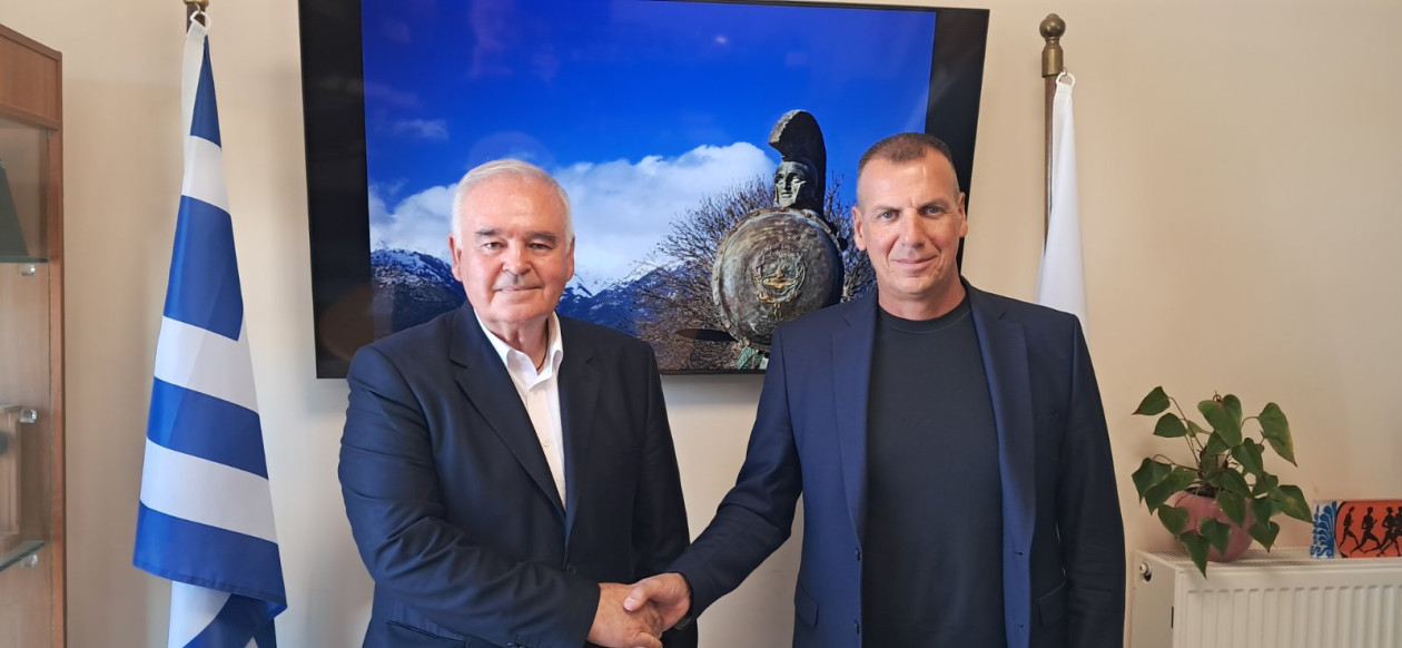 https://cdn.np-media.gr/media/news/2026/10/27/132991/photos/snapshot/sparti-agalma-spartiatissa-mana-paideia-2026-1.jpg