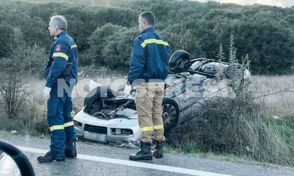 Αυτοκίνητο βγήκε εκτός δρόμου και ανετράπη στην Εθνική Οδό Σπάρτης – Τρίπολης (video)